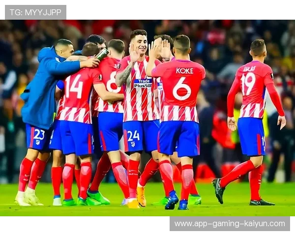 西甲巴萨传切连环,前锋高效终结机会