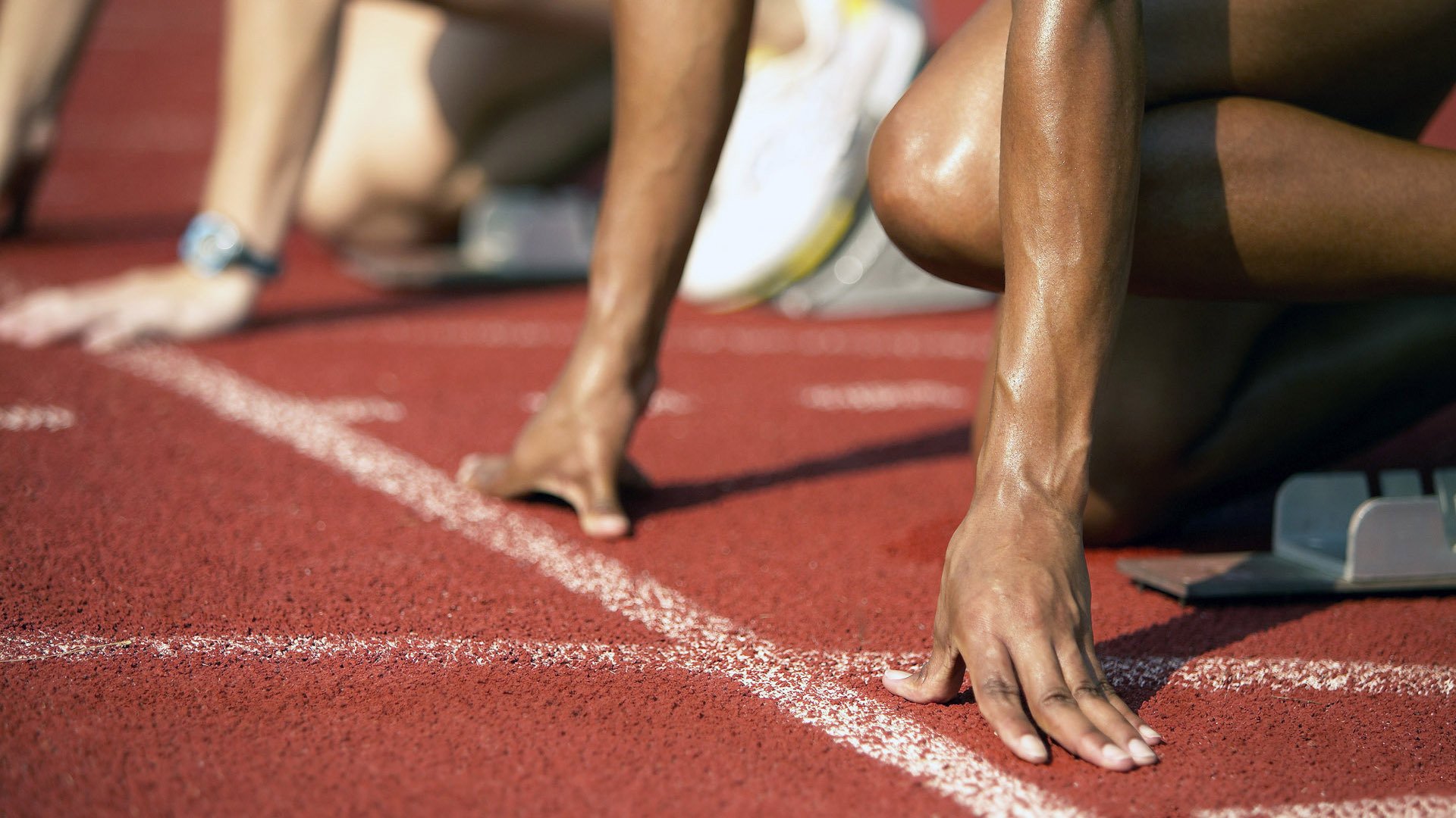 世界铁人三项公开赛中国队创最佳成绩 混合接力摘得铜牌，世界铁人三项标准